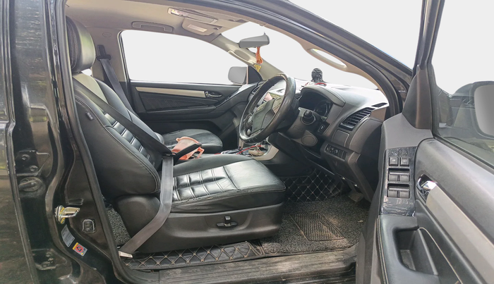 2018 ISUZU MU-X 4x2 AT, Diesel, Automatic, 1,74,426 km, interior