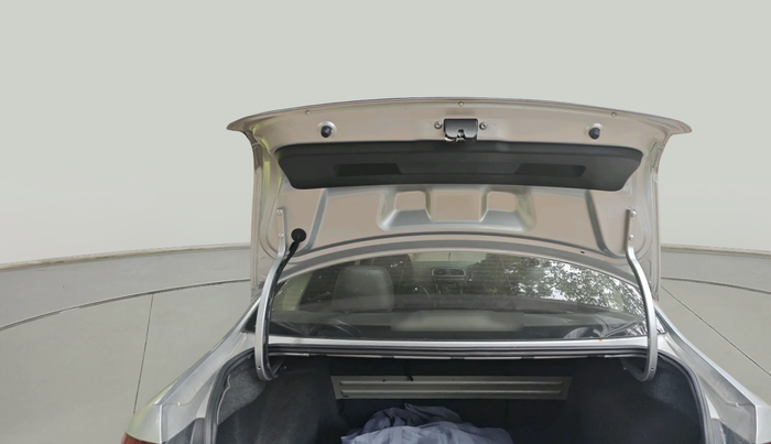 2011 Volkswagen Vento HIGHLINE DIESEL 1.6, Diesel, Manual, 1,45,574 km, exterior