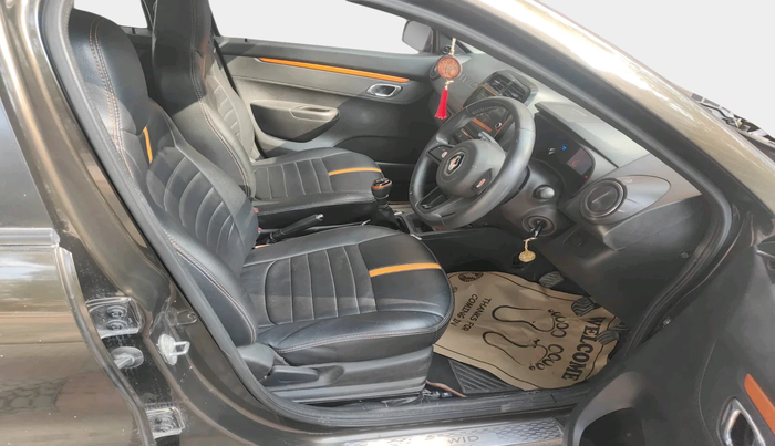 2020 Renault Kwid CLIMBER 1.0 (O), Petrol, Manual, 57,269 km, interior