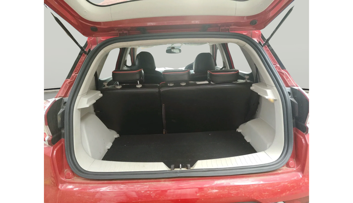 2019 Mahindra XUV300 W8 (O) 1.2 PETROL, Petrol, Manual, 29,291 km, exterior