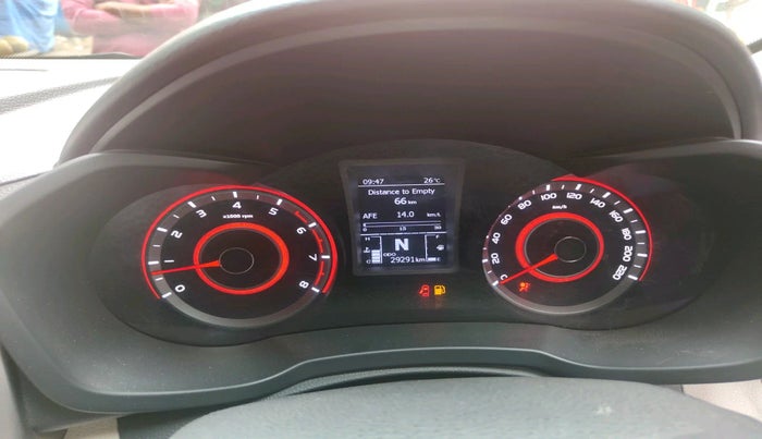 2019 Mahindra XUV300 W8 (O) 1.2 PETROL, Petrol, Manual, 29,291 km, interior
