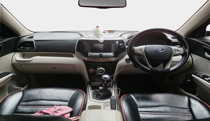 2019 Mahindra XUV300 W8 (O) 1.2 PETROL, Petrol, Manual, 29,291 km, interior