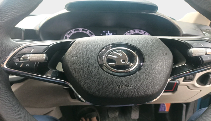 2022 Skoda SLAVIA ACTIVE 1.0L TSI MT, Petrol, Manual, 99,209 km, interior