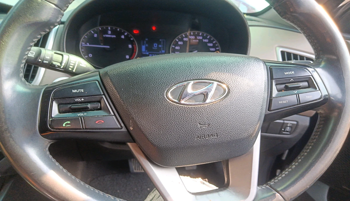 2017 Hyundai Creta SX PLUS AT 1.6 DIESEL, Diesel, Automatic, 1,04,189 km, interior