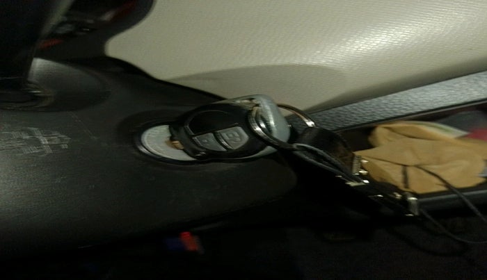 2016 Maruti Wagon R 1.0 VXI, Petrol, Manual, 1,02,715 km, interior