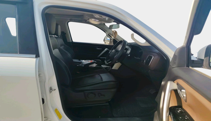 2023 Mahindra SCORPIO-N Z8 L PETROL AT 6 STR, Petrol, Automatic, 44,694 km, interior