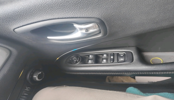 2017 Jeep Compass SPORT 2.0 DIESEL, Diesel, Manual, 1,62,632 km, interior