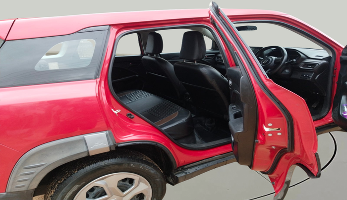 2024 Maruti BREZZA LXI, Petrol, Manual, 33,291 km, interior