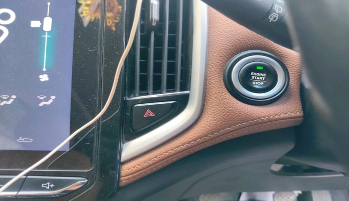 2020 MG HECTOR PLUS SHARP 2.0 DIESEL TURBO MT 6-STR, Diesel, Manual, 84,416 km, interior