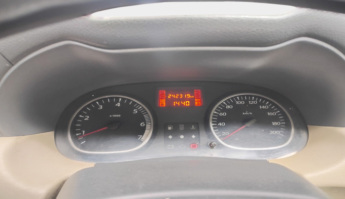 2012 Renault Duster 85 PS RXL DIESEL, Diesel, Manual, 2,42,319 km, interior