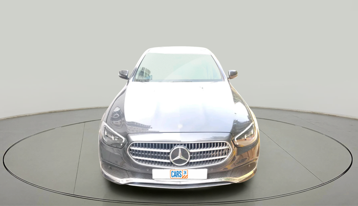 2022 Mercedes Benz E Class E 200 EXCLUSIVE, Petrol, Automatic, 31,387 km, exterior