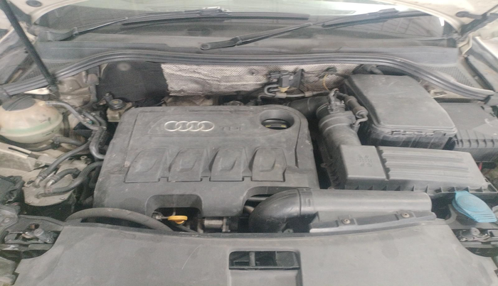 2013 Audi Q3 2.0 TDI QUATTRO, Diesel, Automatic, 1,25,929 km, exterior