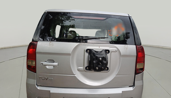 2016 Mahindra TUV300 T8, Diesel, Manual, 1,92,825 km, exterior