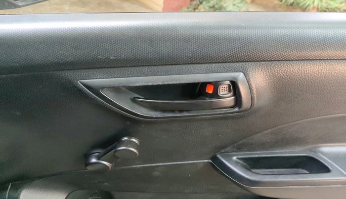 2014 Maruti Swift LXI, Petrol, Manual, 57,656 km, interior