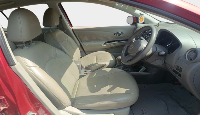 2013 Nissan Sunny XV PETROL, Petrol, Manual, 96,756 km, interior