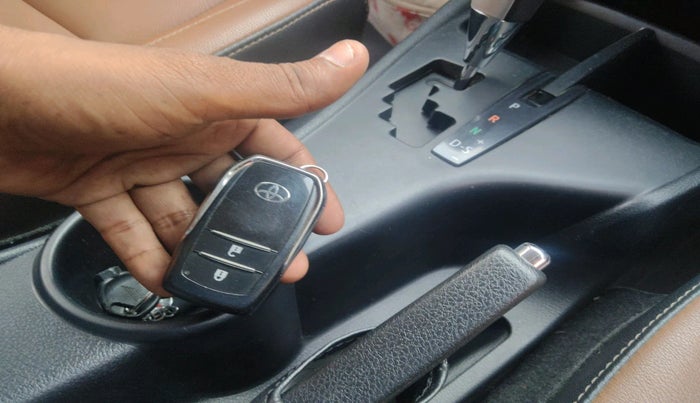 2022 Toyota Innova Crysta 2.7 ZX AT 7 STR, Petrol, Automatic, 67,442 km, interior