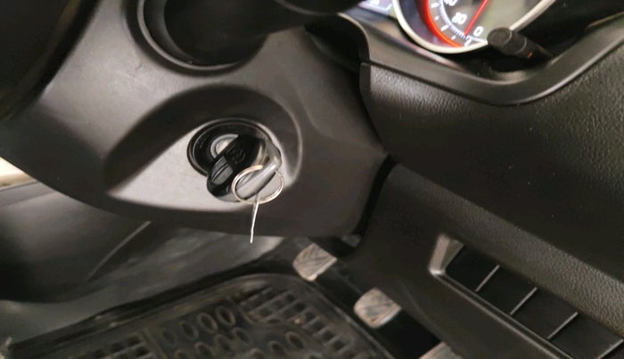 2020 Maruti Swift VXI, Petrol, Manual, 49,107 km, interior