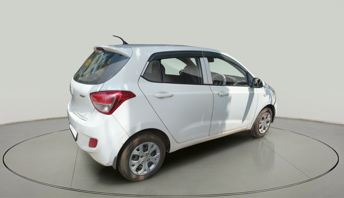 2014 Hyundai Grand i10 MAGNA 1.1 CRDI, Diesel, Manual, 1,68,444 km, exterior