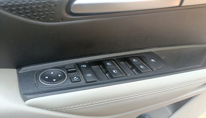 2024 KIA SONET HTX 1.0 TURBO PETROL IMT, Petrol, Manual, 7,738 km, interior