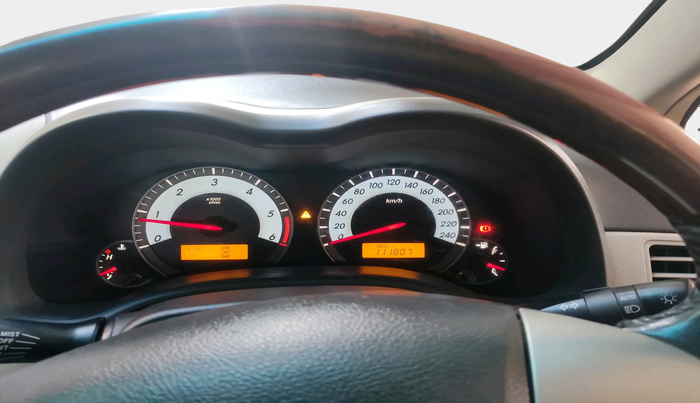 2013 Toyota Corolla Altis G DIESEL, Diesel, Manual, 1,11,807 km, interior