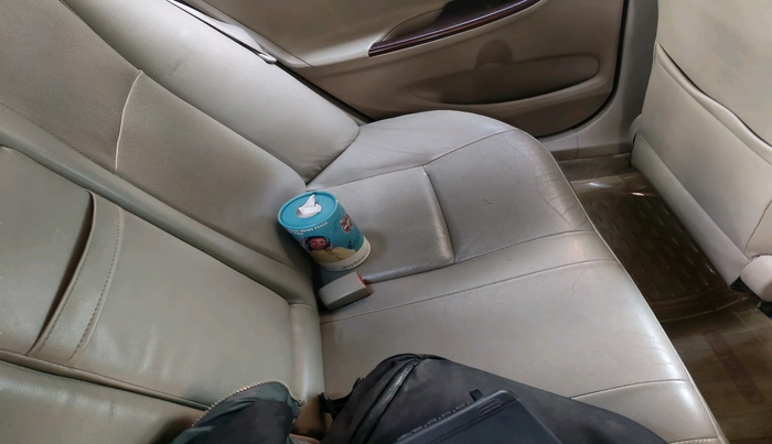 2013 Toyota Corolla Altis G DIESEL, Diesel, Manual, 1,11,807 km, interior