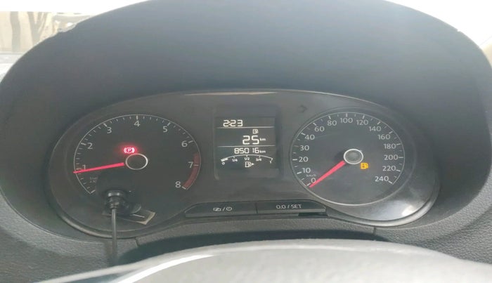 2016 Volkswagen Ameo HIGHLINE1.2L, Petrol, Manual, 85,016 km, interior