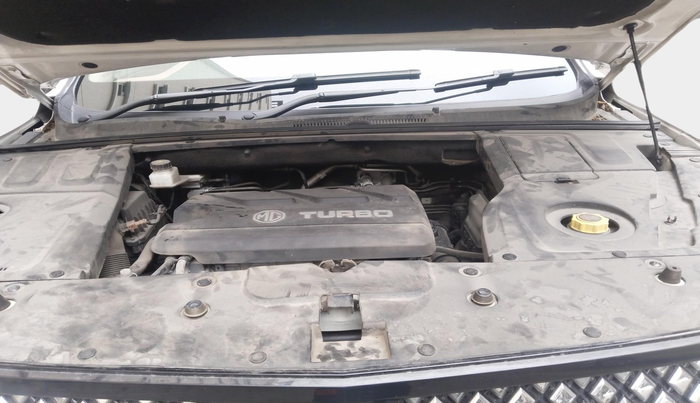 2023 MG HECTOR PLUS SAVVY PRO 1.5 TURBO CVT 7 STR, Petrol, Automatic, 24,613 km, exterior