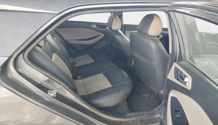 2015 Hyundai Elite i20 ASTA 1.4 CRDI, Diesel, Manual, 2,68,000 km, interior