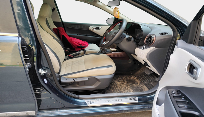 2023 Hyundai AURA SX PLUS 1.2 AMT, Petrol, Automatic, 8,110 km, interior