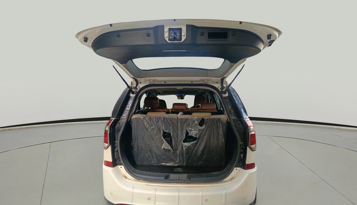 2021 Mahindra XUV500 W11, Diesel, Manual, 49,224 km, exterior