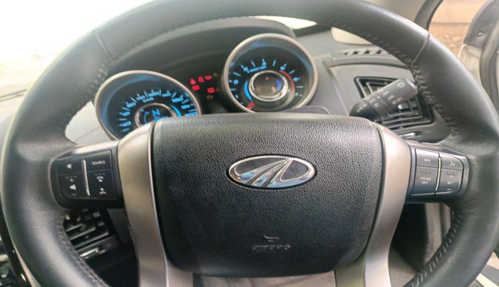 2021 Mahindra XUV500 W11, Diesel, Manual, 49,224 km, interior