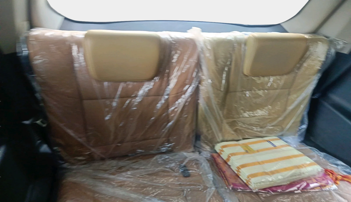 2021 Mahindra XUV500 W11, Diesel, Manual, 49,224 km, interior