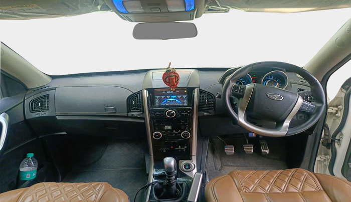 2021 Mahindra XUV500 W11, Diesel, Manual, 49,224 km, interior