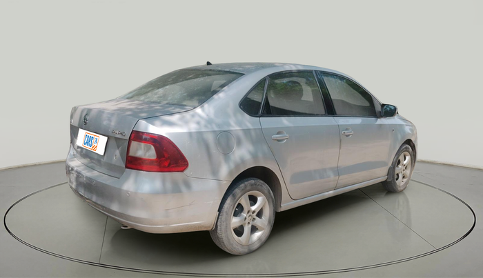 2014 Skoda Rapid ELEGANCE 1.6 TDI CR MT, Diesel, Manual, 1,65,454 km, exterior