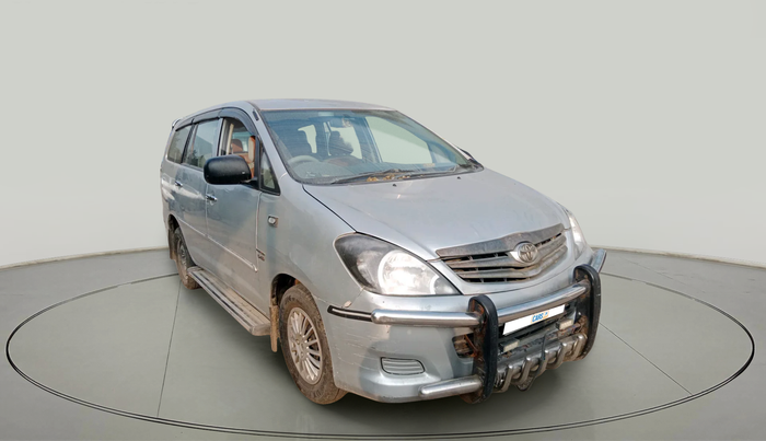 2011 Toyota Innova 2.5 G4 8 STR, Diesel, Manual, 2,60,546 km, exterior