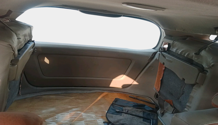 2011 Toyota Innova 2.5 G4 8 STR, Diesel, Manual, 2,60,546 km, interior