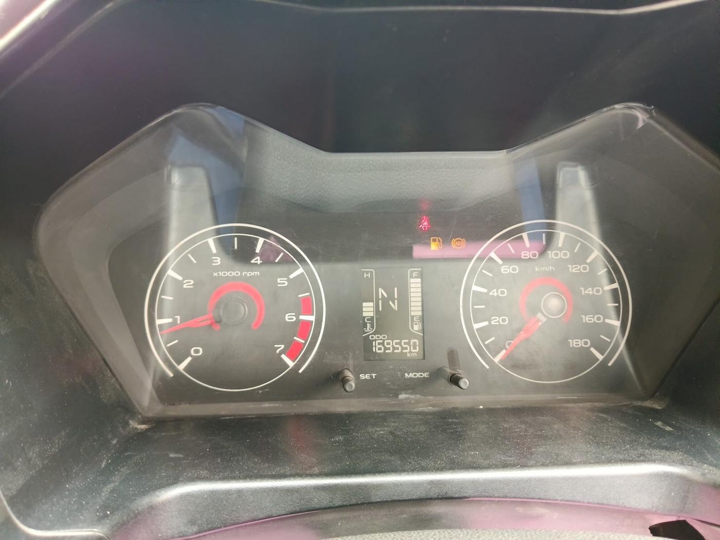 2018 Mahindra KUV 100 NXT K2+ D 6 STR, Diesel, Manual, 1,69,550 km, interior