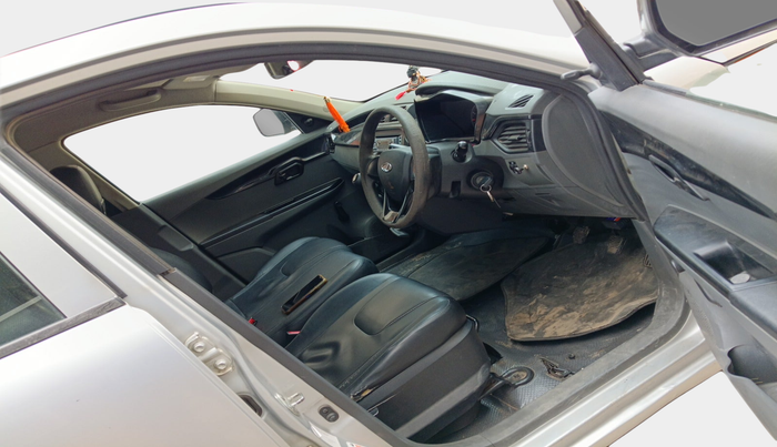 2018 Mahindra KUV 100 NXT K2+ D 6 STR, Diesel, Manual, 1,69,550 km, interior