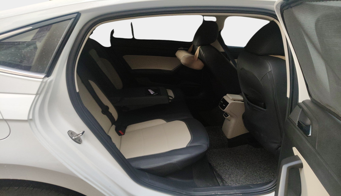 2023 Skoda SLAVIA STYLE 1.5L TSI DSG, Petrol, Automatic, 89,332 km, interior