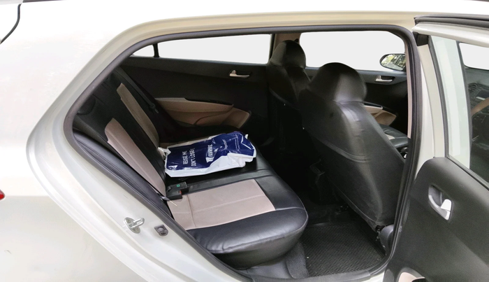 2015 Hyundai Grand i10 SPORTZ 1.2 KAPPA VTVT, Petrol, Manual, 36,533 km, interior