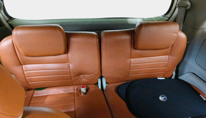 2011 Toyota Innova 2.5 G3, Diesel, Manual, 1,85,495 km, interior