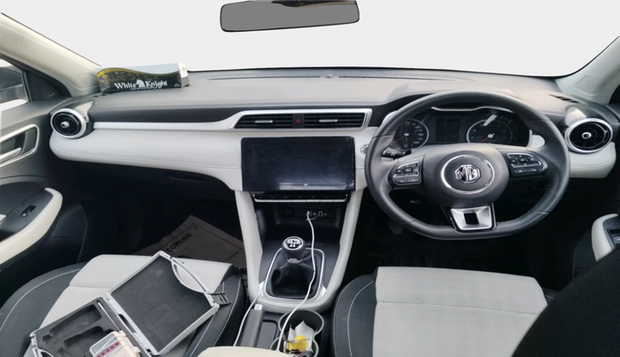 2024 MG ASTOR Shine 1.5 MT (Ivory), Petrol, Manual, 23,394 km, interior