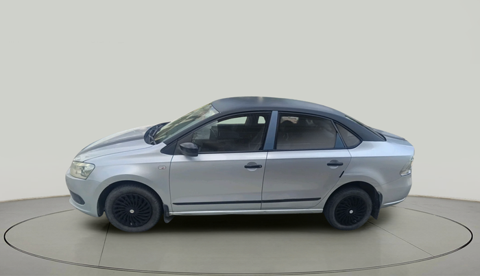 2011 Volkswagen Vento TRENDLINE 1.6, Petrol, Manual, 92,646 km, exterior