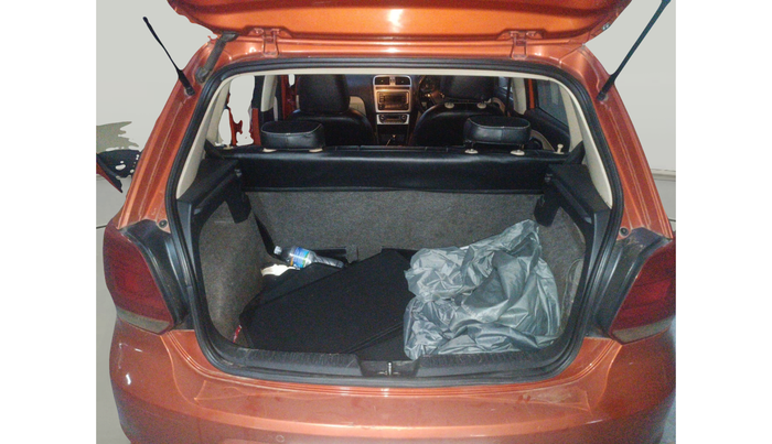 2014 Volkswagen Polo HIGHLINE1.5L, Diesel, Manual, 1,04,364 km, exterior