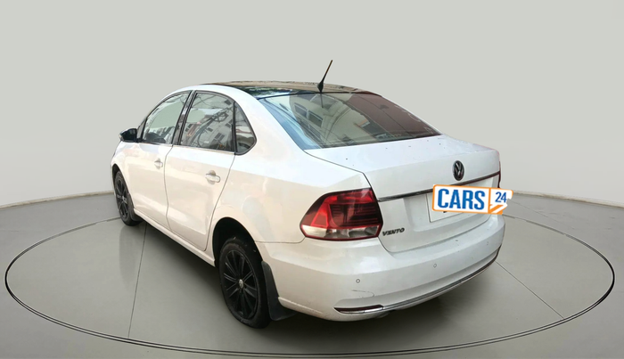 2016 Volkswagen Vento HIGHLINE 1.5 AT, Diesel, Automatic, 1,24,725 km, exterior