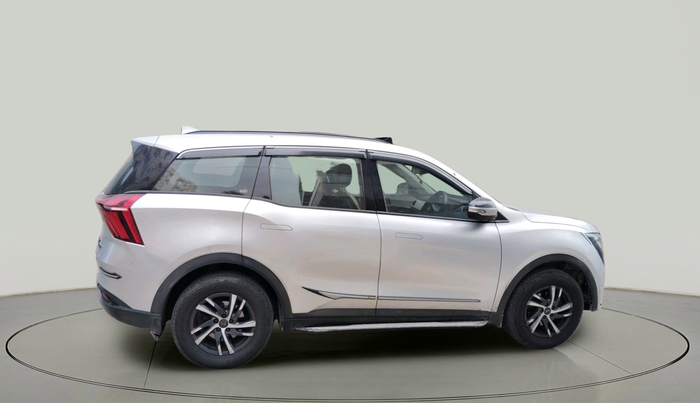 2021 Mahindra XUV700 AX 5 P MT 5 STR, Petrol, Manual, 1,40,437 km, exterior