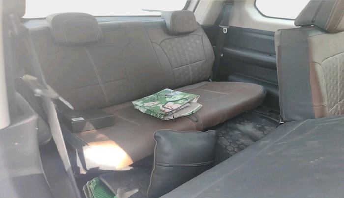 2023 Mahindra SCORPIO-N Z6 DIESEL MT 2WD 7 STR, Diesel, Manual, 45,470 km, interior