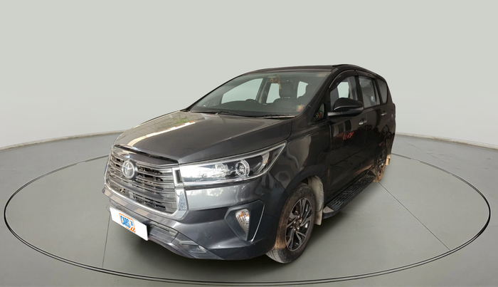 2022 Toyota Innova Crysta 2.7 VX 7 STR, Petrol, Manual, 40,813 km, exterior