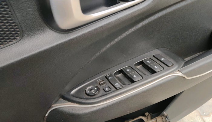 2021 Hyundai VENUE SX 1.0 TURBO IMT, Petrol, Manual, 52,805 km, interior