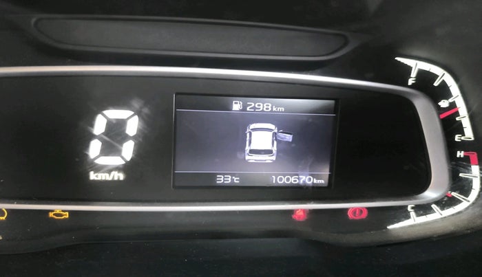 2022 KIA SONET HTK PLUS 1.5, Diesel, Manual, 1,00,670 km, interior